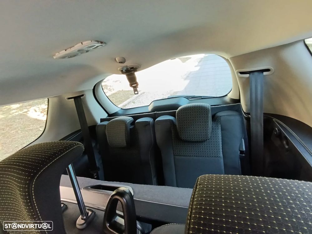Renault Grand Scénic 1.5 dCi Dynamique S 7L - 31