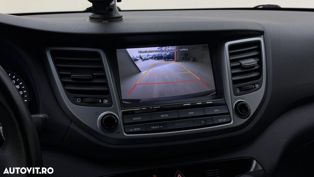 Hyundai Tucson - 16