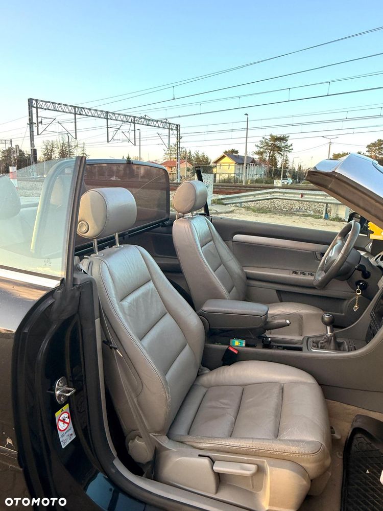 Audi A4 Cabrio - 8