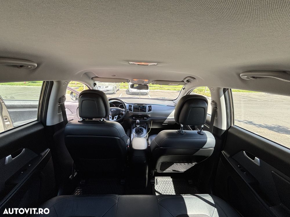 Kia Sportage 2.0 DSL HP 6MT 4x4 Style - 18