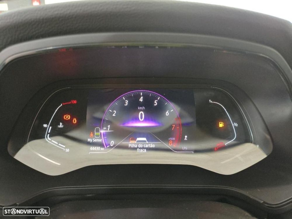 Renault Captur 1.0 TCe Techno Bi-Fuel - 9