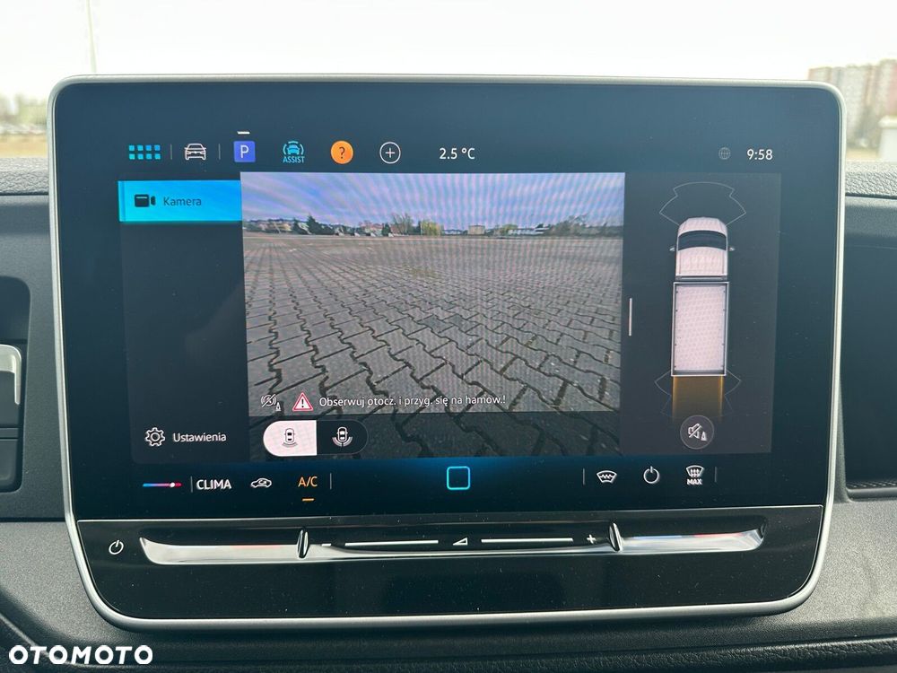 Volkswagen Crafter Crafter 35 Podwozie z pojedynczą kabiną silnik: 2,0 l EURO VI SCR 163 KM / skrzynia biegów: Przedni napęd automatyczna 8-biegowa rozstaw osi: 4490 mm - 15