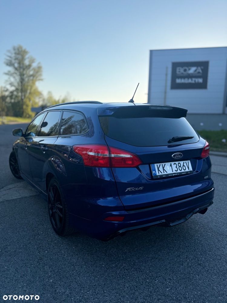 Ford Focus 1.5 EcoBoost STart-Stopp-System ST-LINE - 10
