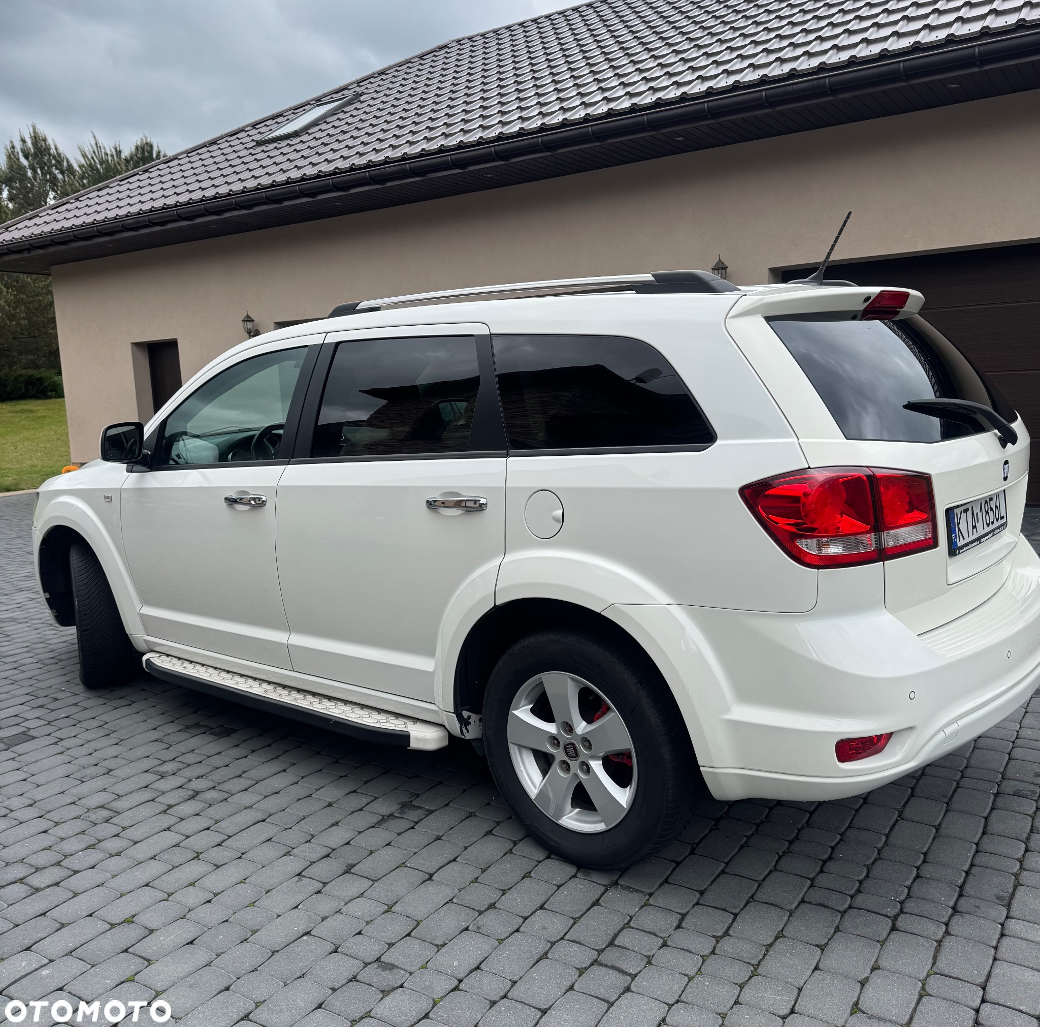 Fiat Freemont 2.0 Multijet 16V DPF Automatik Allrad Lounge - 11