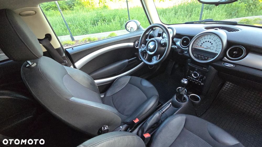 MINI Cooper - 26