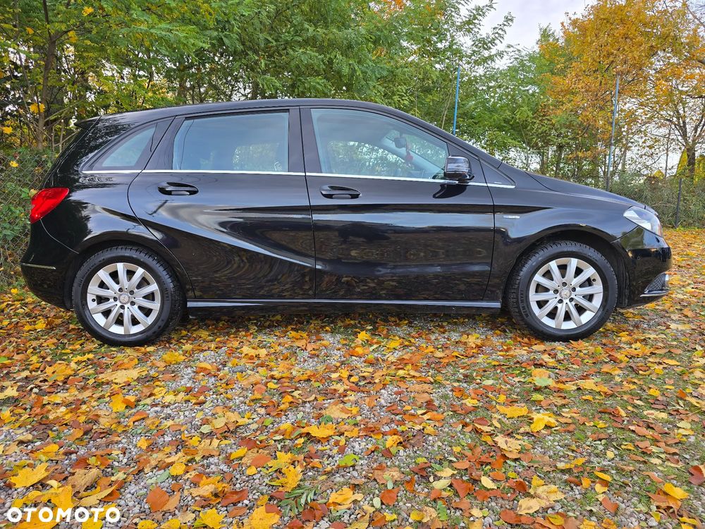 Mercedes-Benz Klasa B 180 BlueEFFICIENCY Edition - 4