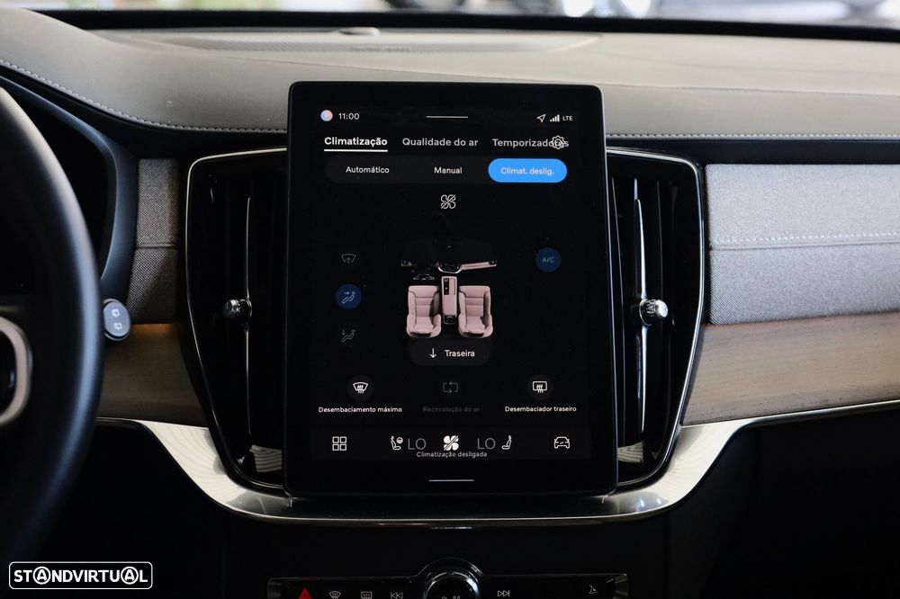 Volvo XC 90 2.0 T8 PHEV Plus Dark AWD - 32