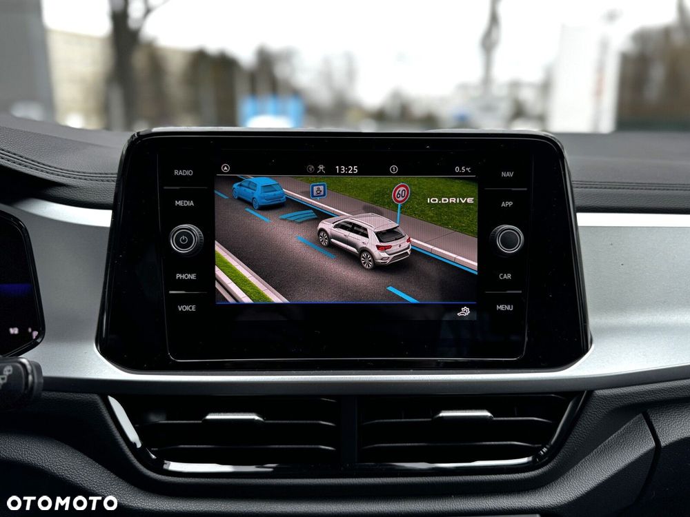 Volkswagen T-Roc 1.5 TSI Life Plus DSG - 22