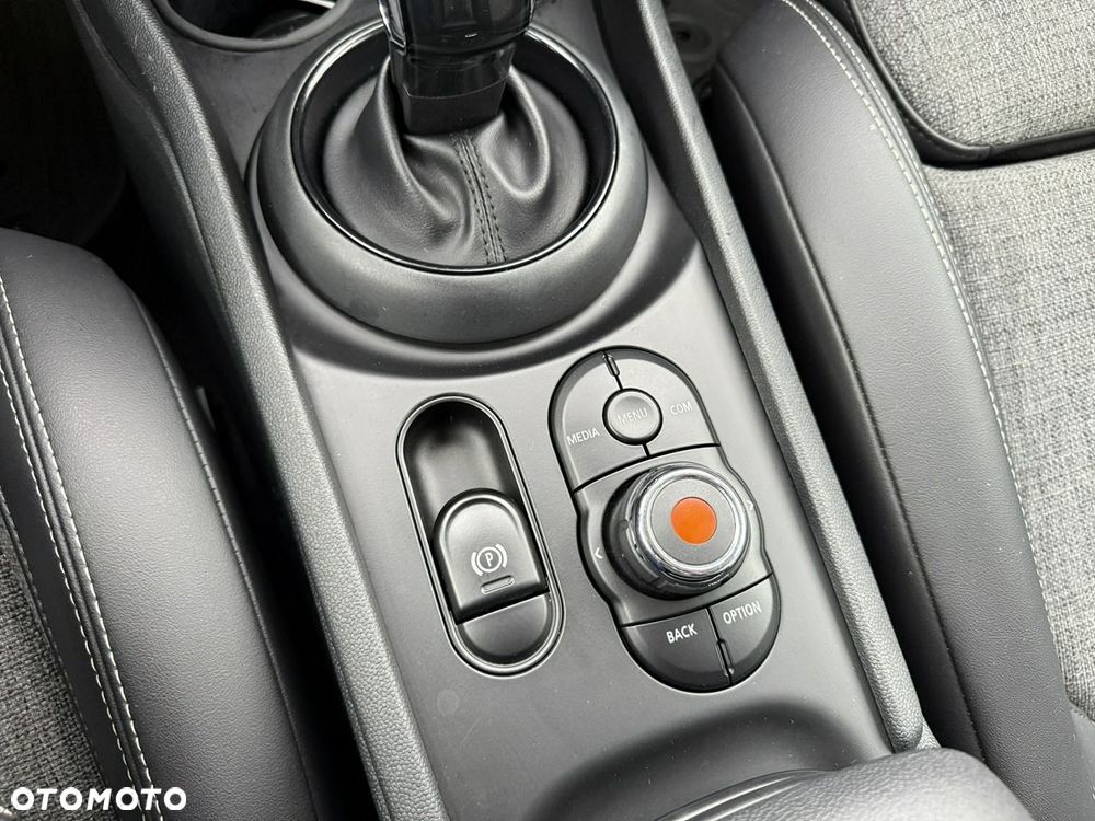 MINI Clubman Cooper - 26