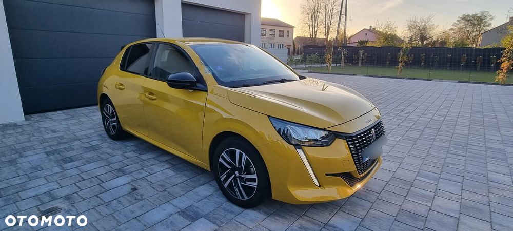 Peugeot 208 PureTech 100 EAT8 Allure - 10