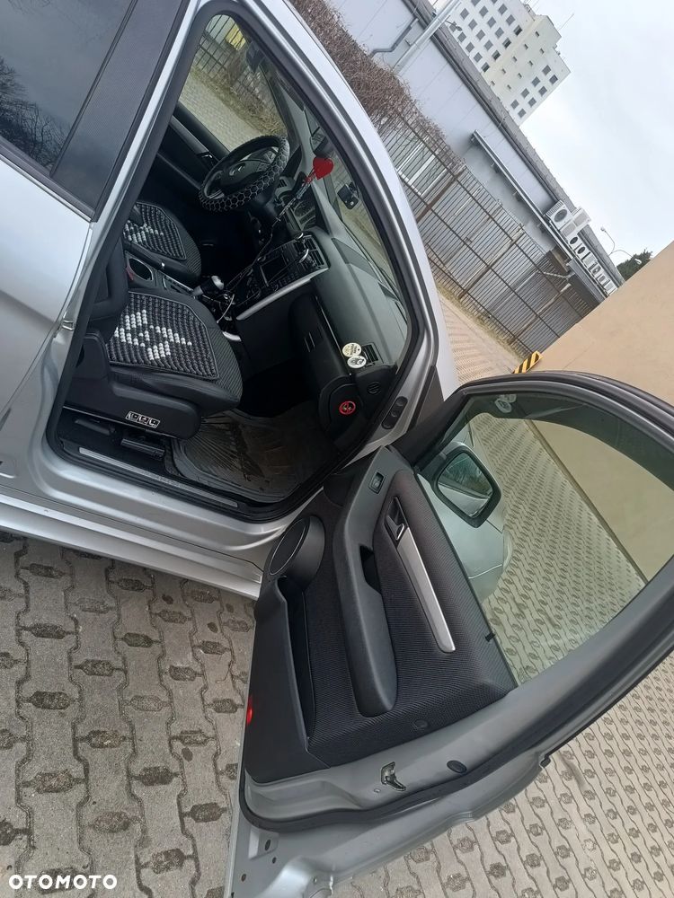 Mercedes-Benz Klasa B 180 EU5 - 10