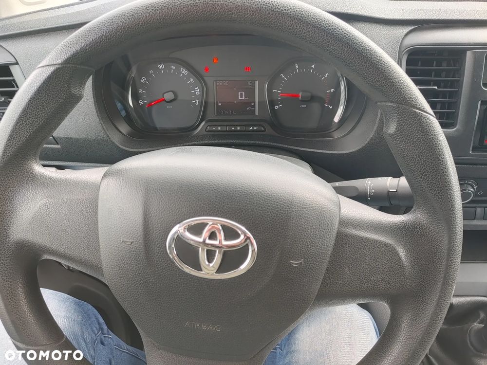 Toyota Proace - 13