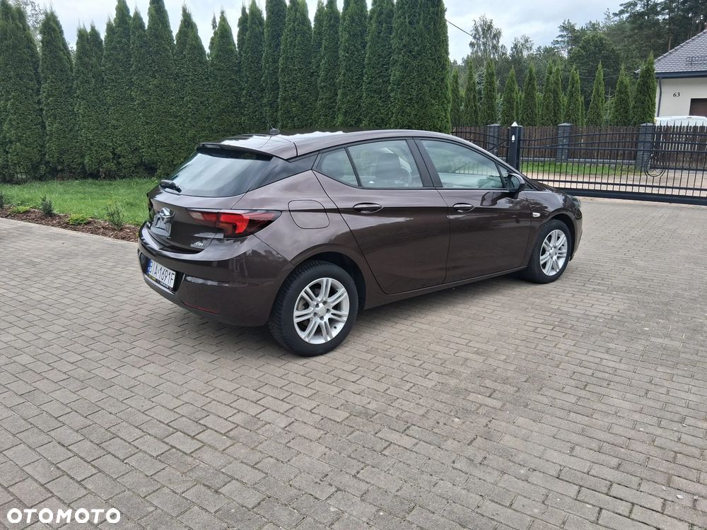Opel Astra 2016 photo 3