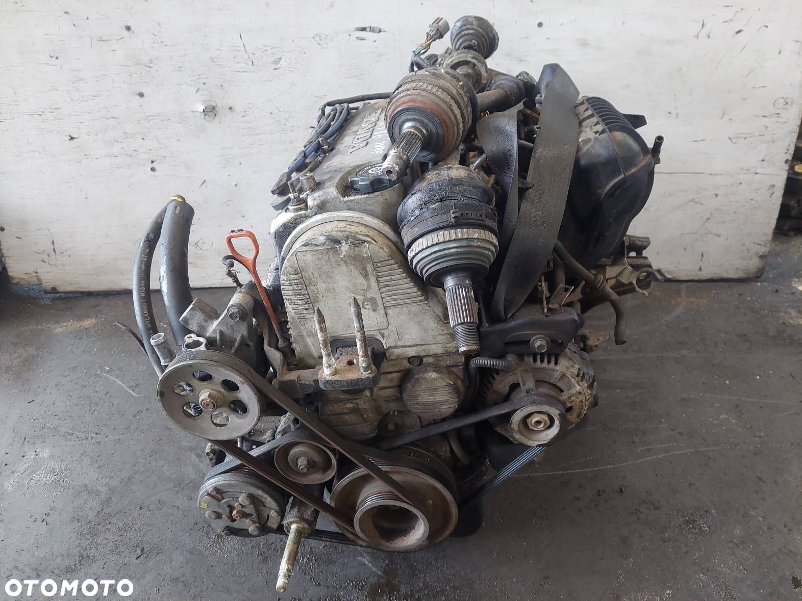 SILNIK + SKRZYNIA OSPRZĘT SWAP CIVIC VI 1.4 16V D14Z3 37820-P1J-E14 - 5
