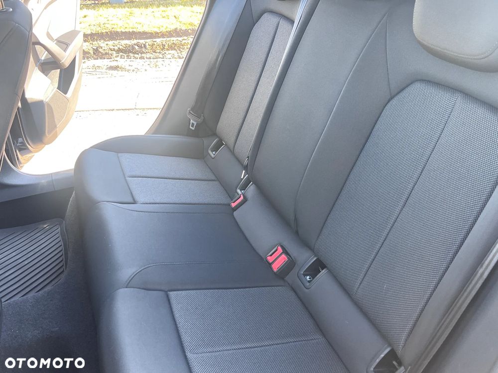 Audi A3 Sportback - 6