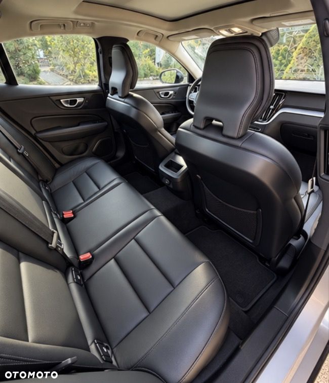 Volvo S60 B5 B Ultimate Dark - 14