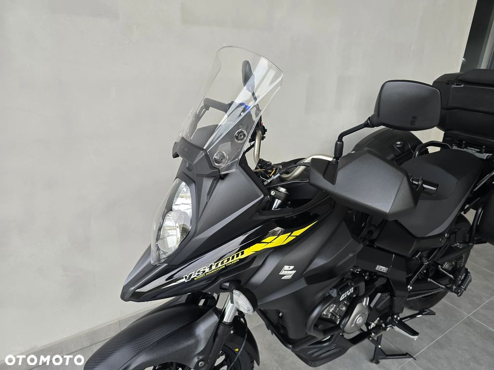 Suzuki V-STROM - 16