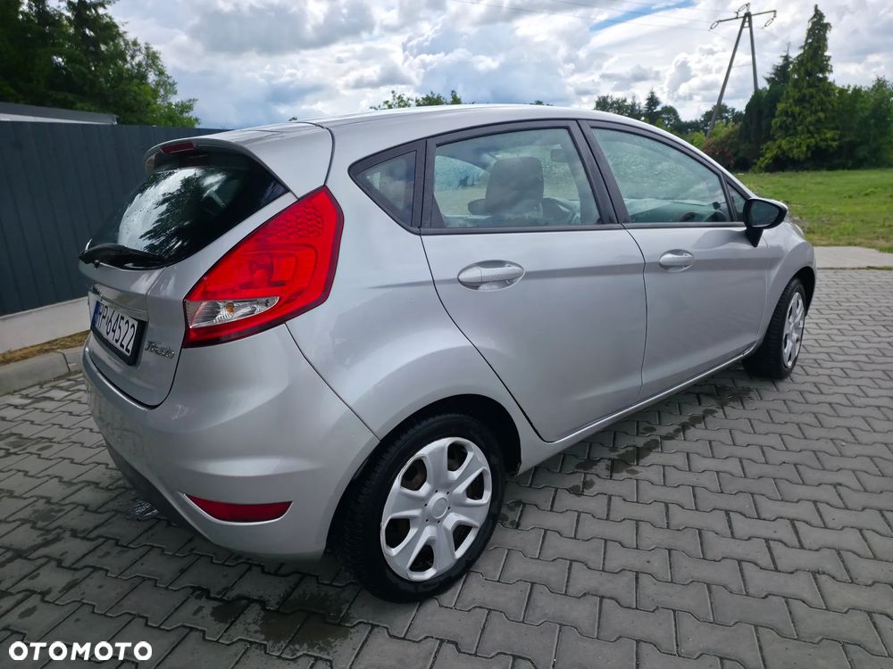 Ford Fiesta - 13