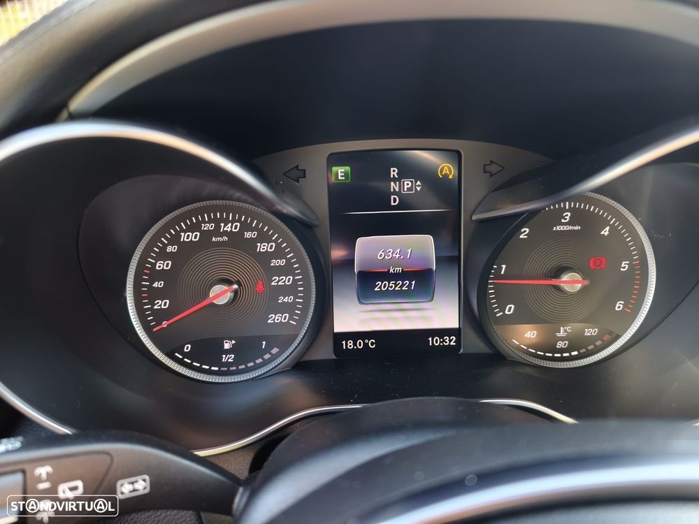 Mercedes-Benz C 220 - 12