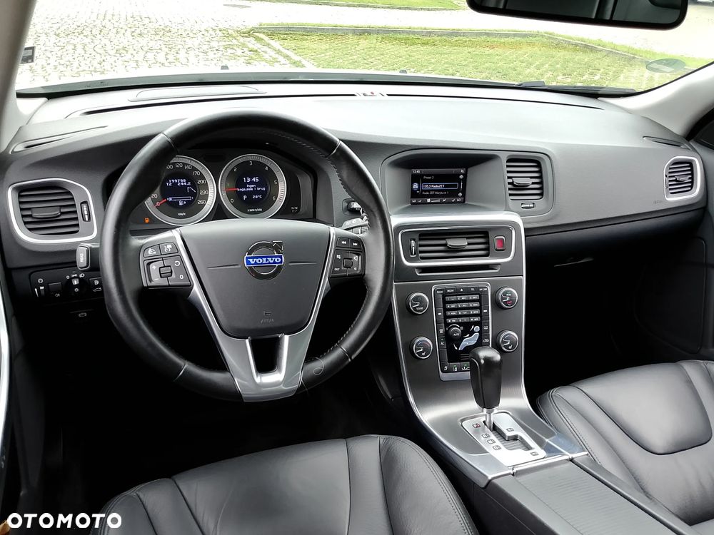 Volvo V60 - 18
