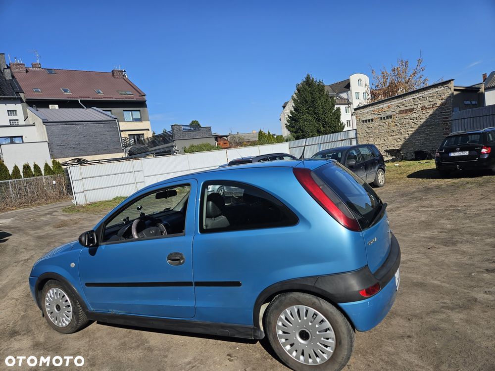 Opel Corsa - 1
