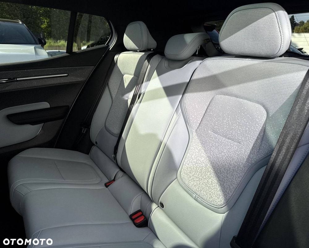 Volvo EX30 - 24