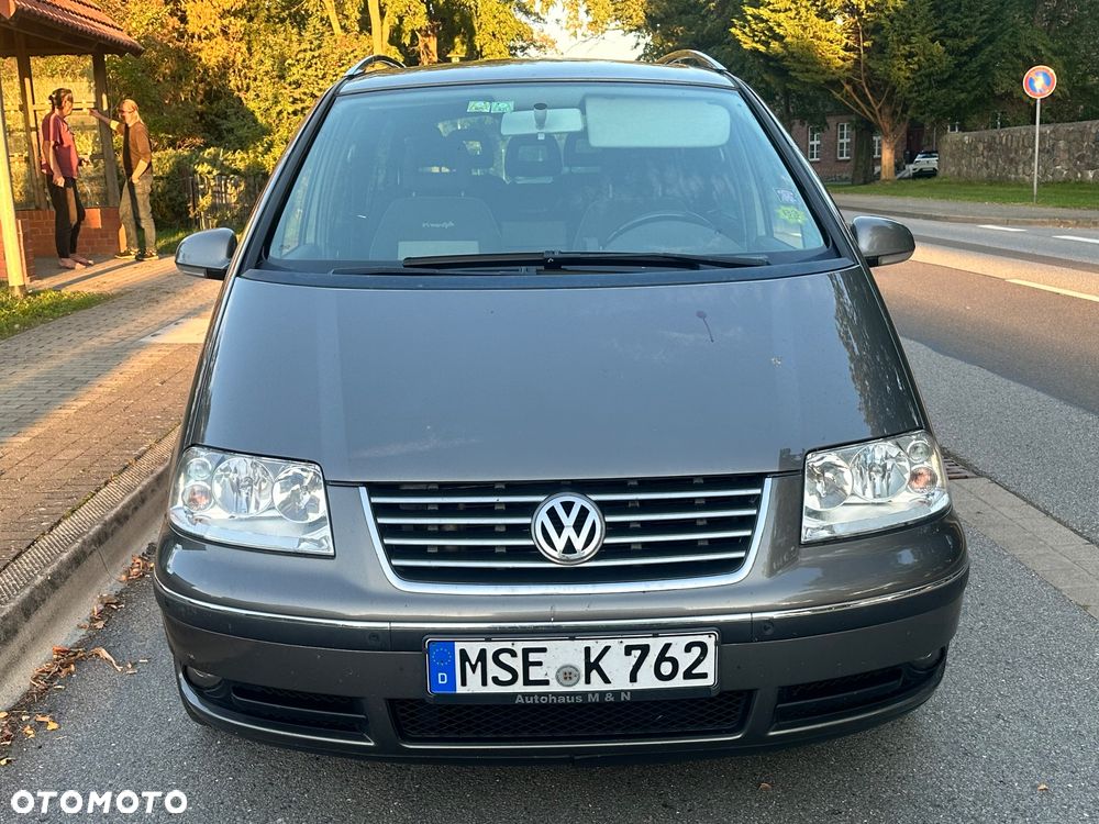 Volkswagen Sharan 2008 photo 2