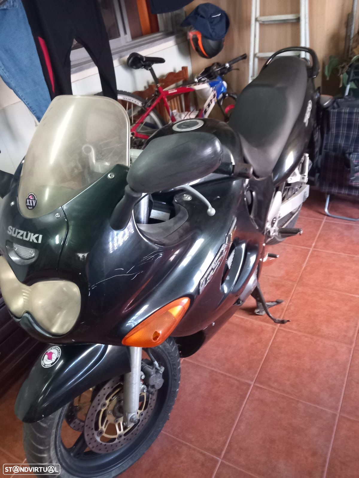 Suzuki GSX - 5