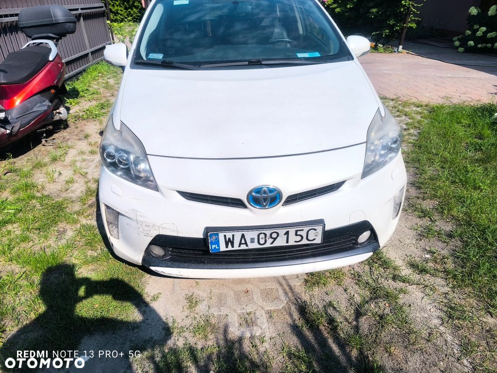 Toyota Prius 1.8 HSD Premium - 15