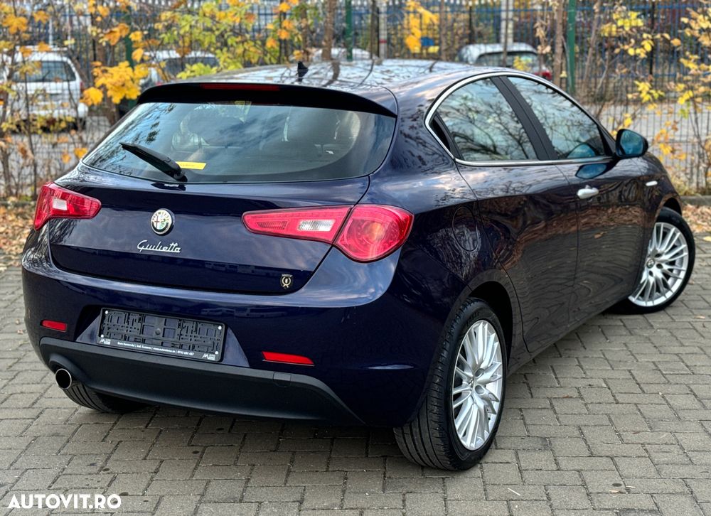 Alfa Romeo Giulietta 1.6 JTDM 16V Business - 3