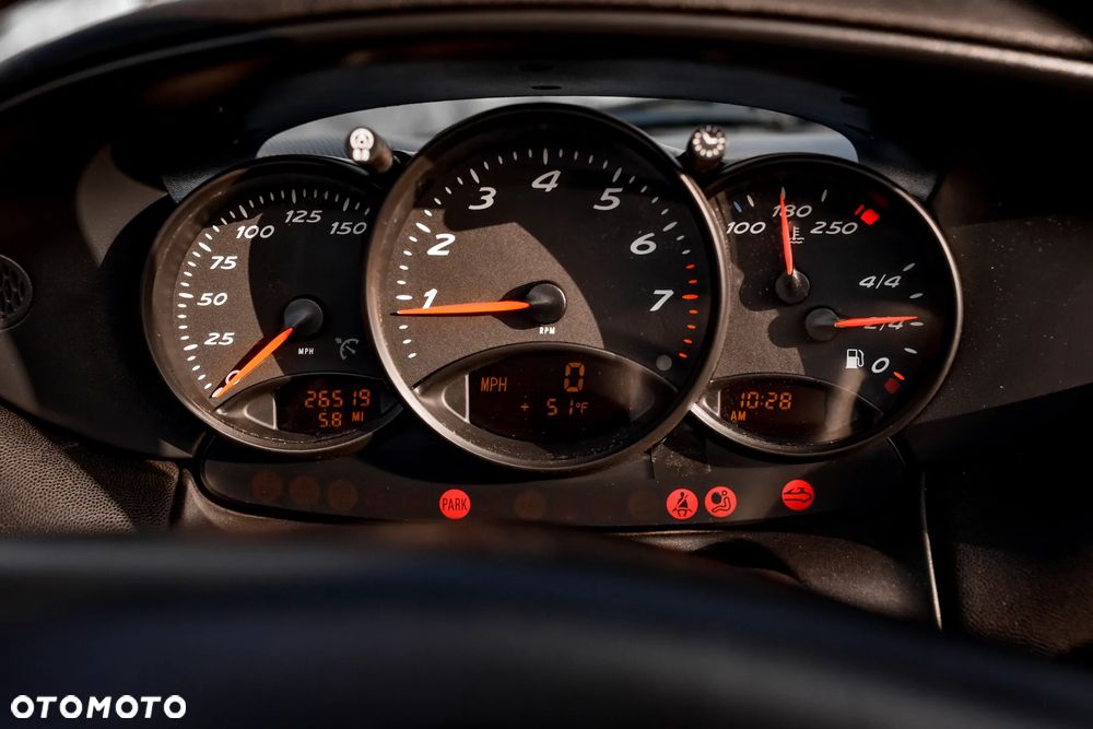 Porsche Boxster - 18