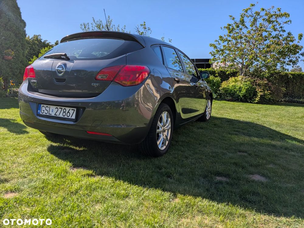 Opel Astra 1.7 CDTI - 8