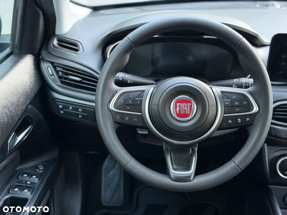 Fiat Tipo 1.5 Hybrid Garmin DCT - 28
