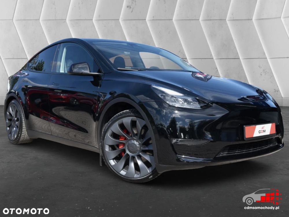 Tesla Model Y - 2