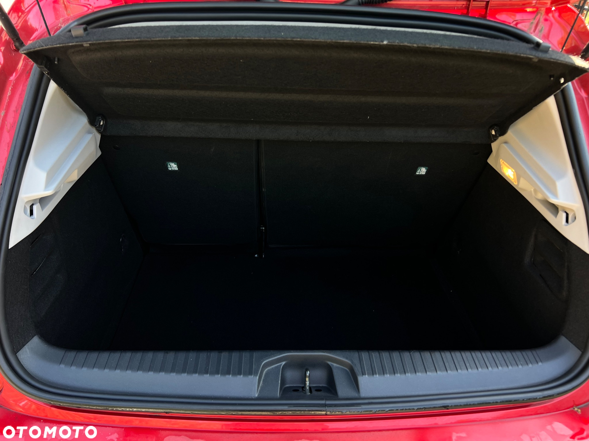Renault Clio - 24