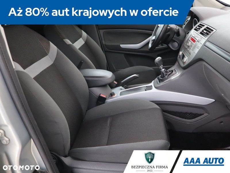 Ford Kuga - 11