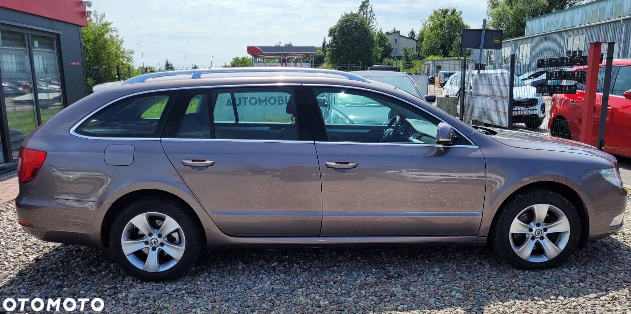 Skoda Superb 2.0 TDI Comfort DSG - 4