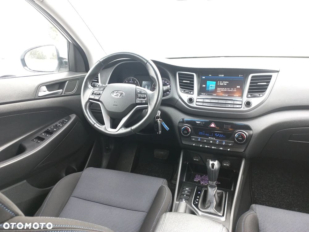 Hyundai Tucson blue 1.7 CRDi 2WD DCT Style - 24