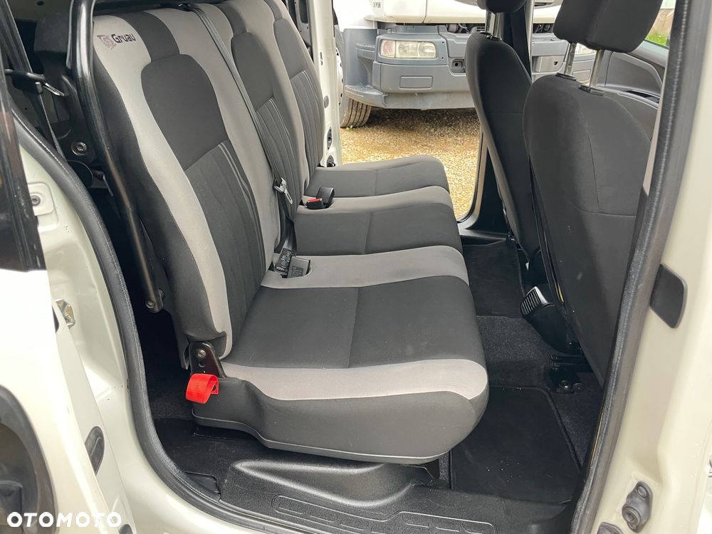 Fiat Doblo - 26