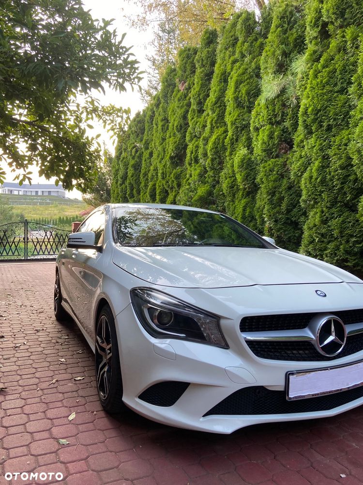 Mercedes-Benz CLA 250 7G-DCT - 3