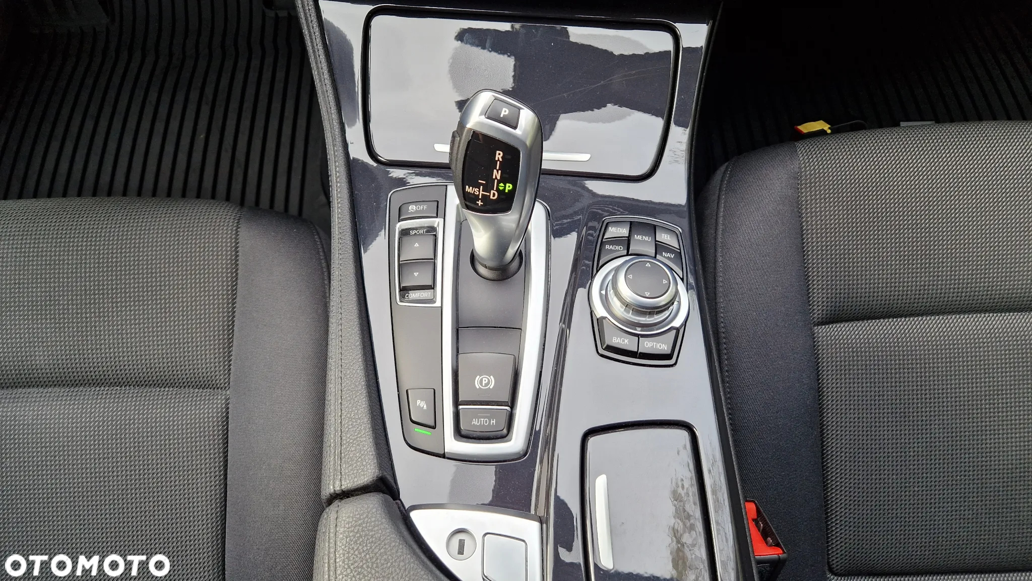 BMW Seria 5 518d Advantage - 21