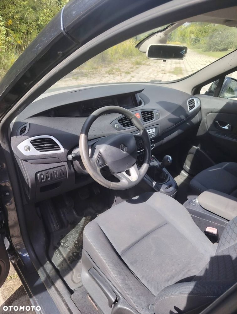 Renault Scenic - 6