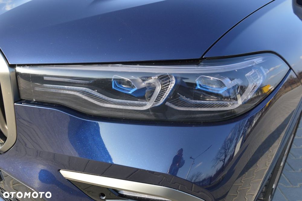 BMW X7 M50d sport - 34