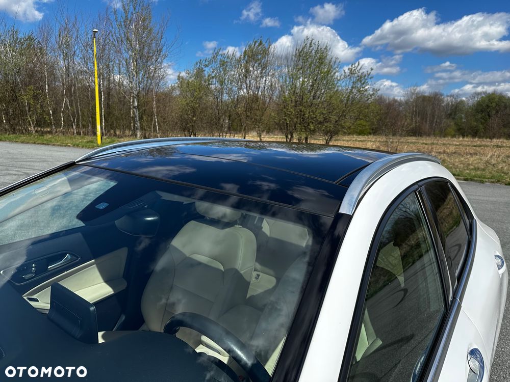 Mercedes-Benz GLA 250 4Matic 7G-DCT - 8