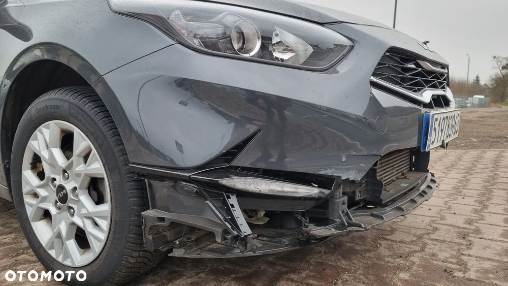 Kia Ceed 1.6 CRDi Eco-Dynamics+ (48V Mild-Hybrid) DCT7 GT Line - 25