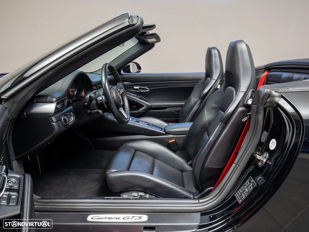 Porsche 911 (991) Carrera GTS PDK - 10