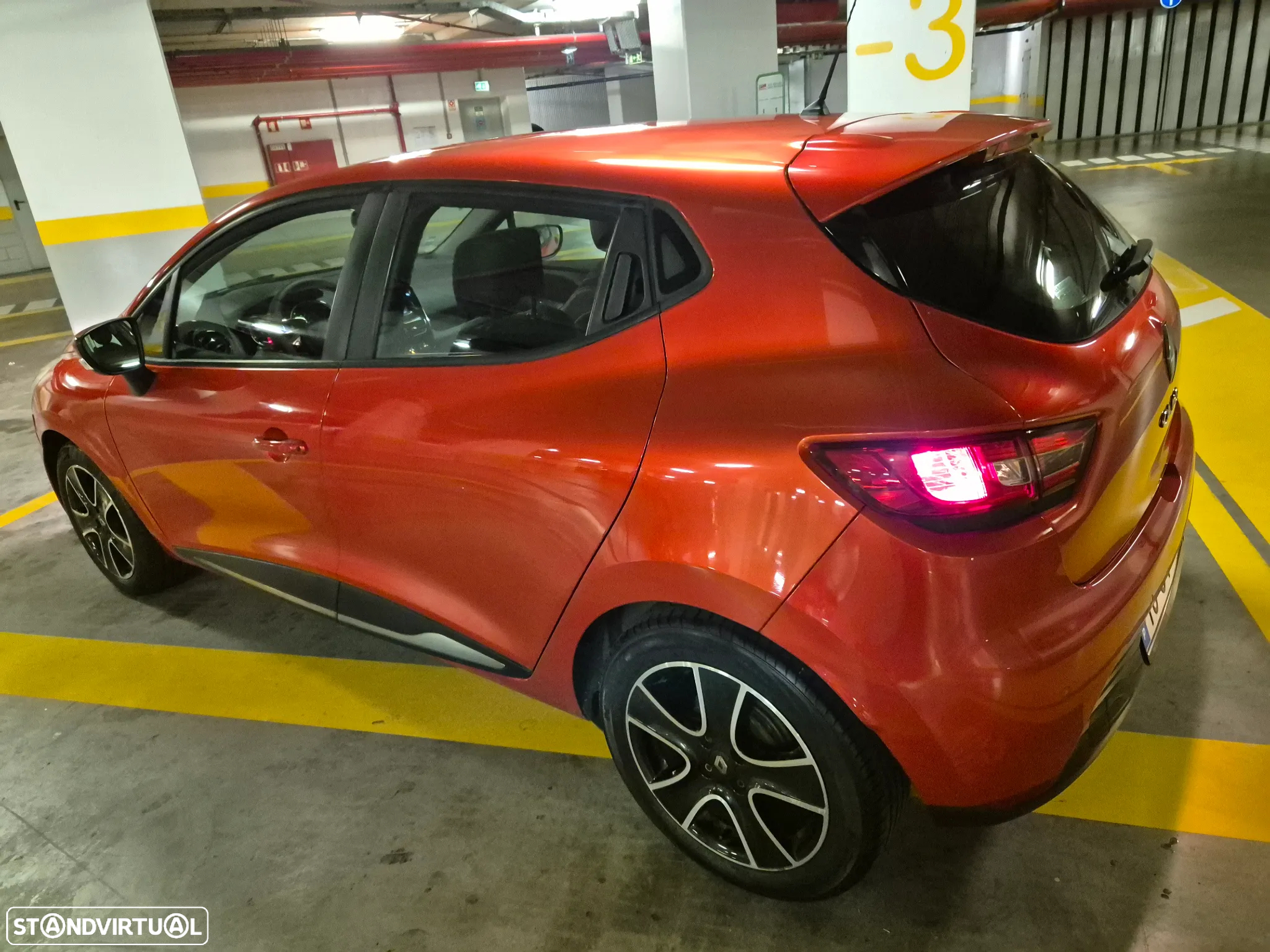 Renault Clio 0.9 TCE Dynamique S - 19