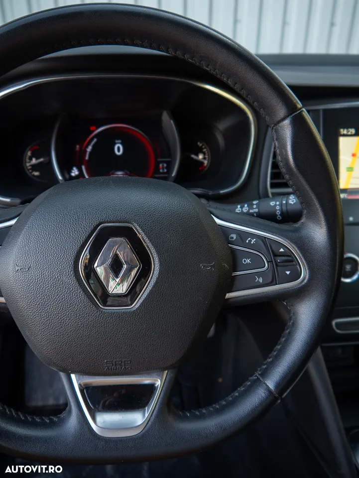 Renault Megane BLUE dCi 115 BUSINESS EDITION - 27