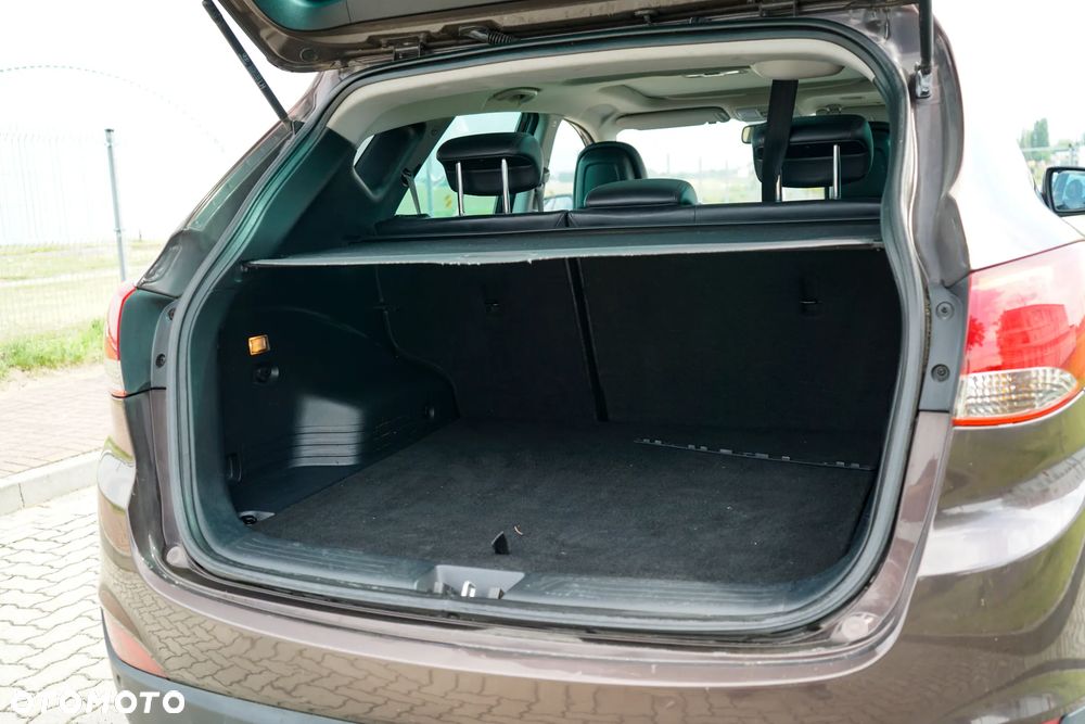 Hyundai ix35 2.0 CRDi Premium 2WD - 16