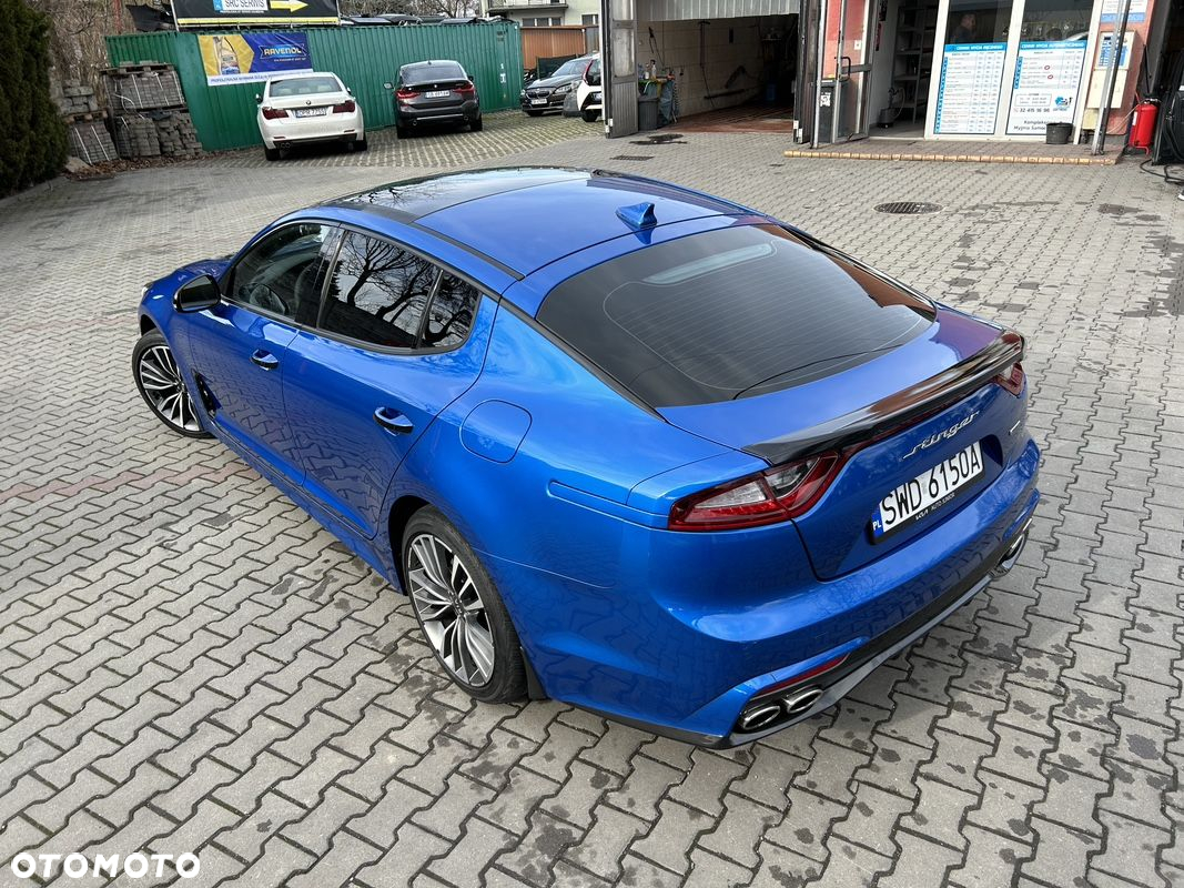Kia Stinger 2.0 T-GDI GT Line - 10